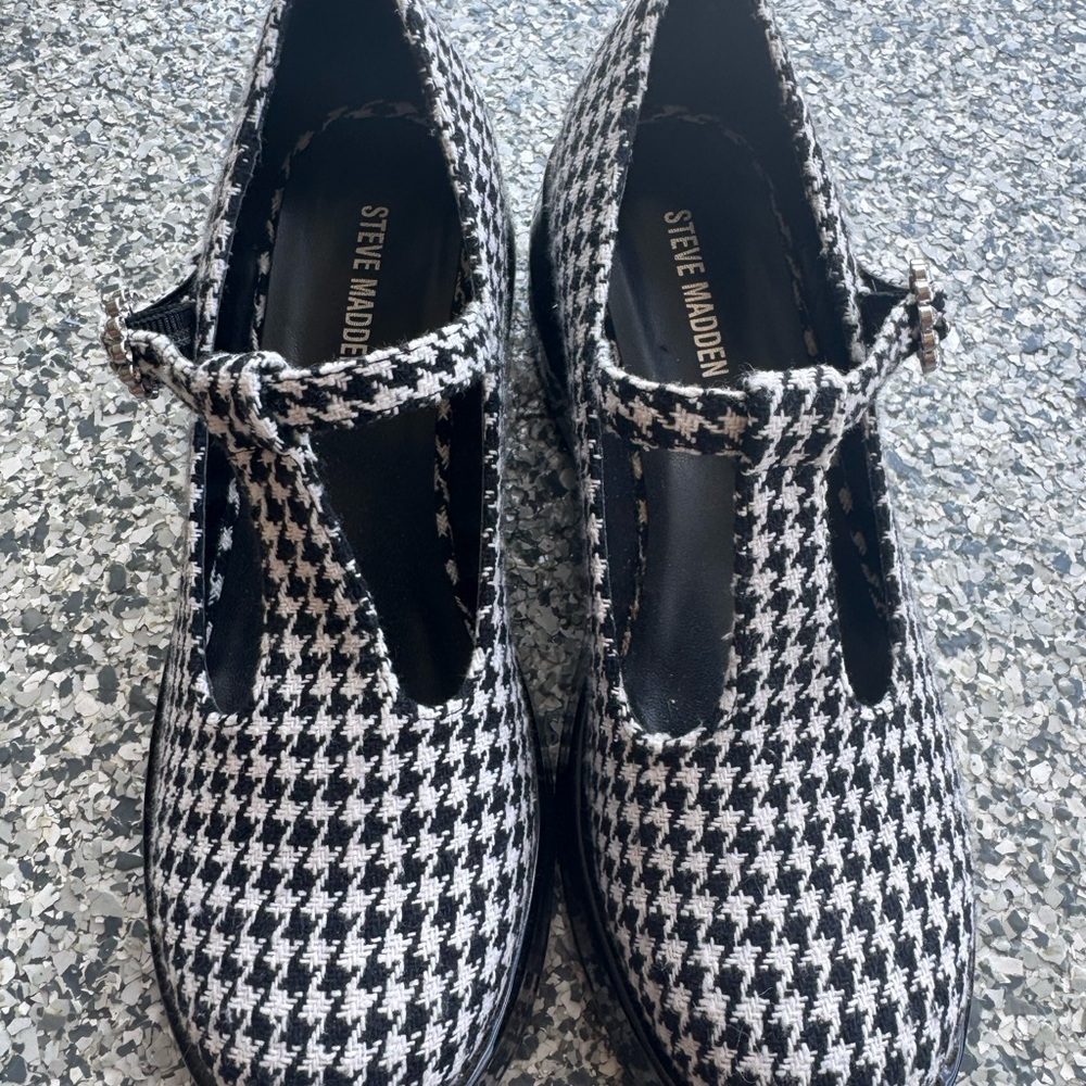 Steve Madden Houndstooth T-Strap Flats